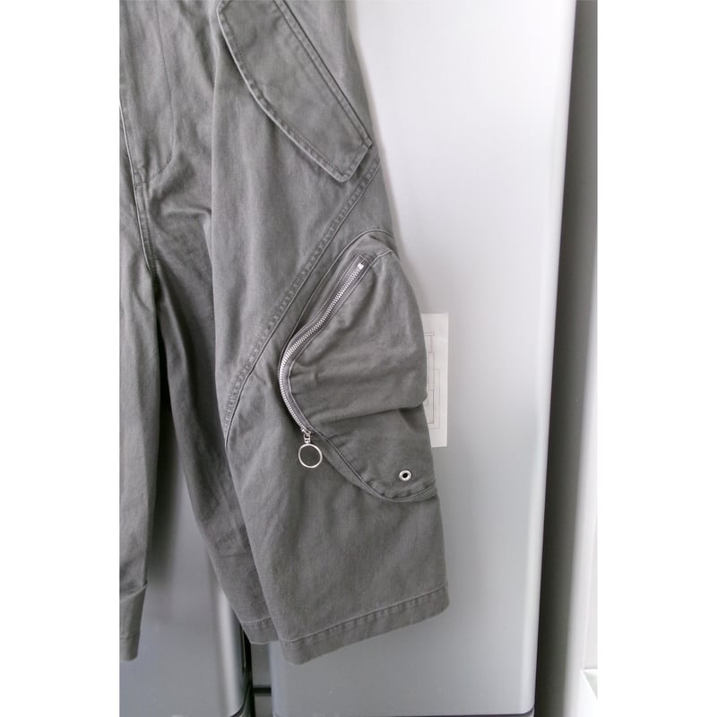 NVRFRGT / 3D TWISTED CARGO SHORTS *GRAY | AVET