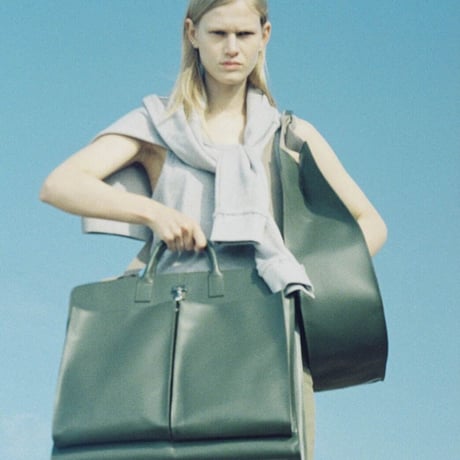 Rich I / RECTANGLE [LEATER HELMET BAG]