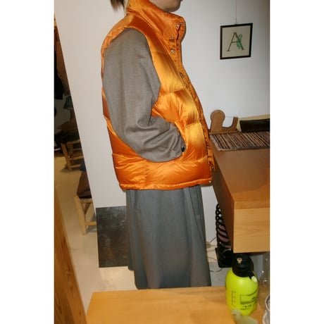UNIVERSAL PRODUCTS / REVERSIBLE PACKABLE DOWN VEST *ORANGE