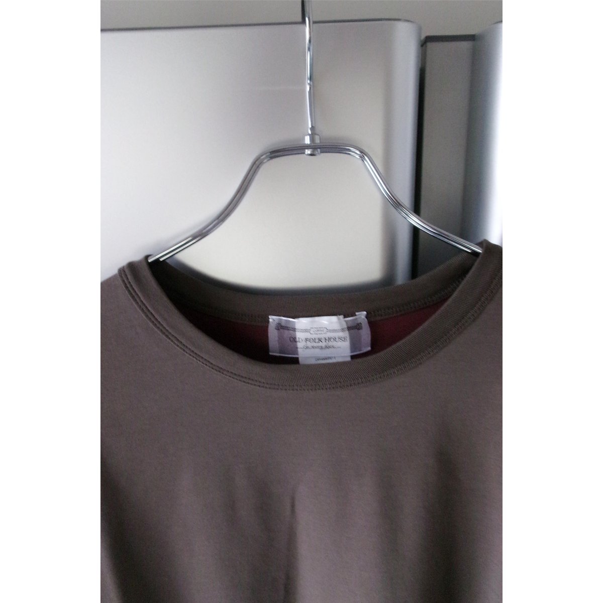 OLD FOLK HOUSE / Reversible Long-Sleeve *Burgun