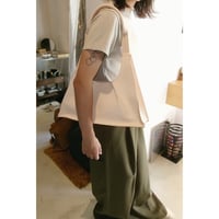 Rich I / TETRA [LEATHER HANDLE BAG] *NATURAL