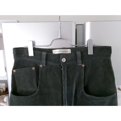 ABELIA EDWARD GOUCHA / ECHO PANTS CORDUROY *GREEN
