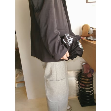 HIDAKA / "SUBSTITUTE" BIB TOTE *BLACK