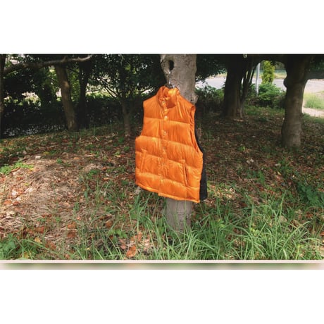 UNIVERSAL PRODUCTS / REVERSIBLE PACKABLE DOWN VEST *ORANGE