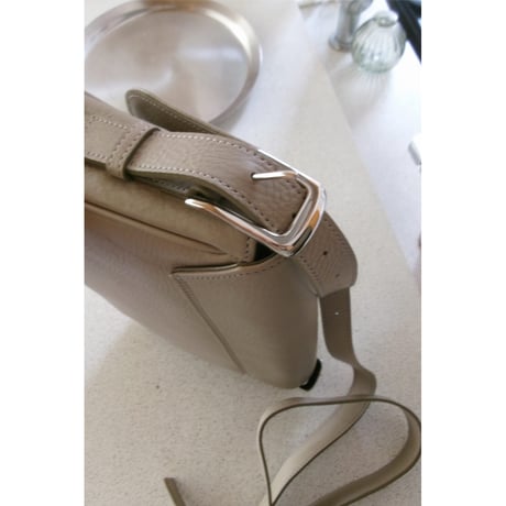 Rich I / Leather Shoulder Bag [Dumbo]  *GRAY