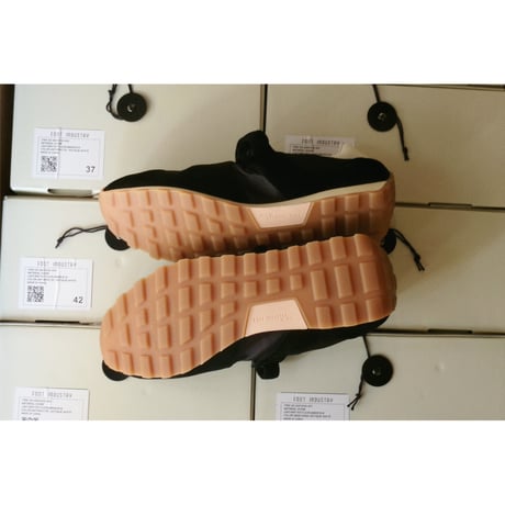 FOOT INDUSTRY / MARY JANE *ANTHRACITE(BLACK) / ANTIQUE WHITE