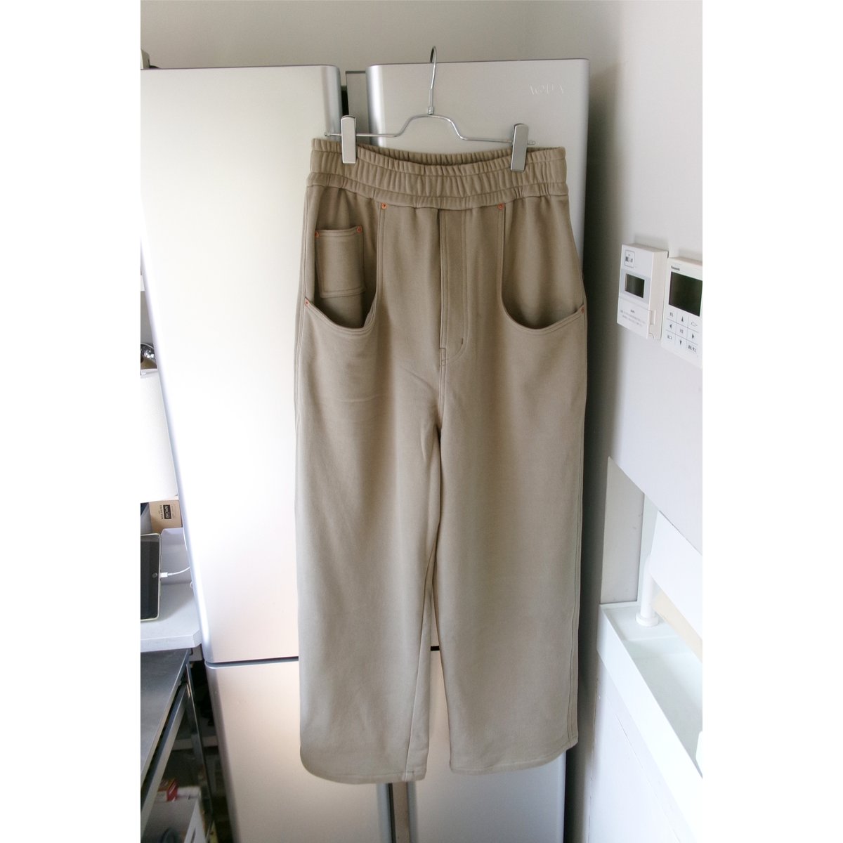 ABELIA EDWARD GOUCHA / ECHO PANTS SWEAT *BEIGE