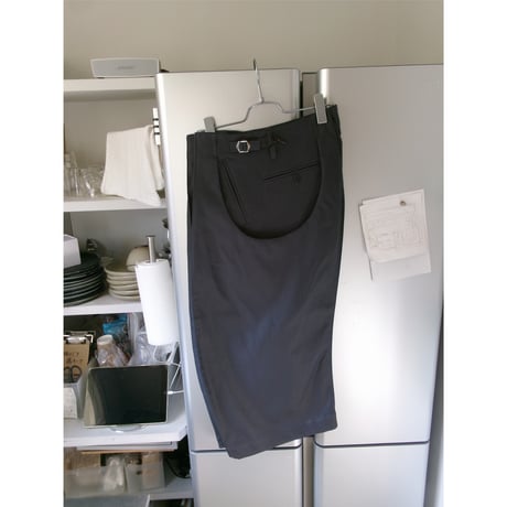 NVRFRGT / S CURVED UTILITY CAPRI TROUSERS *SLATE BLUE