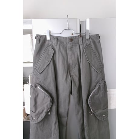 NVRFRGT / 3D TWISTED CARGO PANTS *GRAY