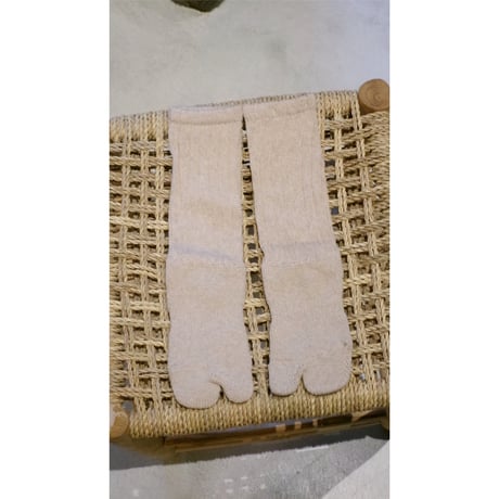 YOKO SAKAMOTO / TABI PILE SOCKS *HEATHER BEIGE