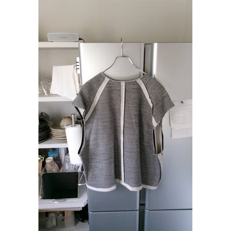YUTASETOGAWA / Raw V Pullover *GRAY