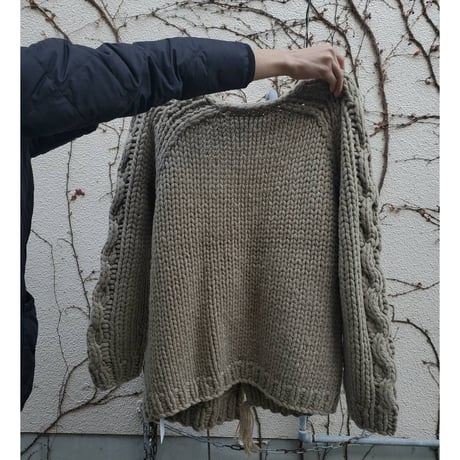 Rich I - MAAM [HAND KNIT CARDIGAN]