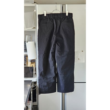 Blanc YM / Crispy Nylon Zip Up Pants *BLack