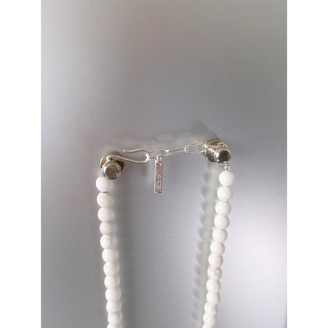 HIDAKA / Orbit Watch Necklace - Magnesite *White