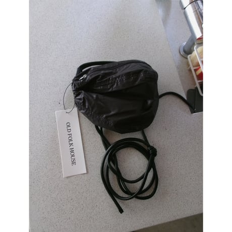 OLD FOLK HOUSE / Ball Bag Small *BLACK
