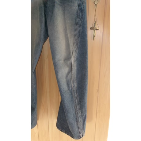 ●NVRFRGT / 3D TWISTED JEANS *VINTAGE FADED INDIGO