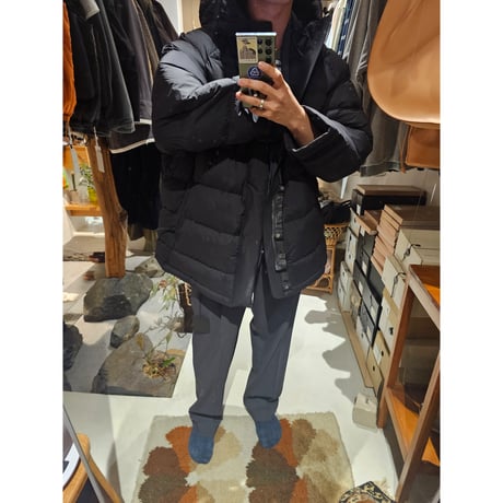 YOKO SAKAMOTO / SEAMLESS DOWN PARKA  *BLACK
