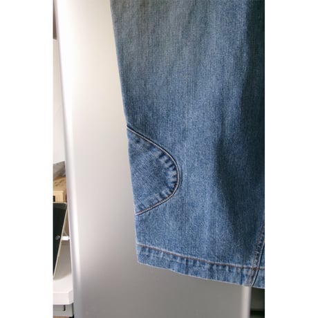 NVRFRGT /  3D TWISTED JORTS *DISTRESSED FADED INDIGO