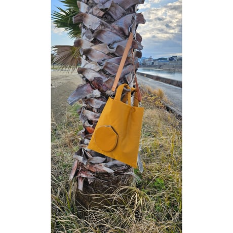 HIDAKA / PING-PONG PADDED TOTE *CAMEL