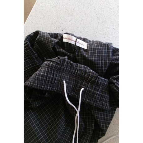 ABELIA EDWARD GOUCHA / ECHO SHORTS check *BLACK