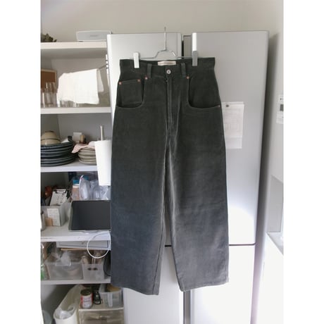ABELIA EDWARD GOUCHA / ECHO PANTS CORDUROY *GREEN
