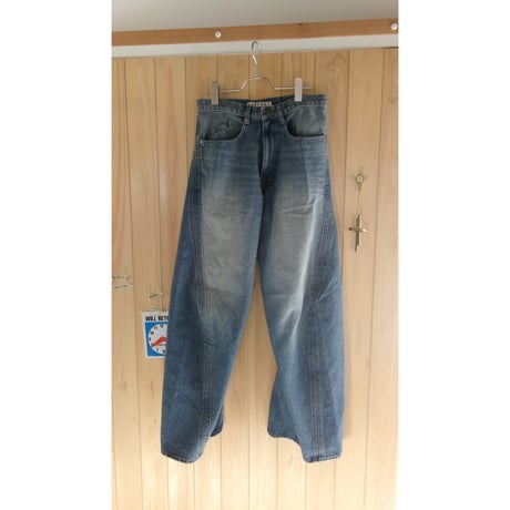 ●NVRFRGT / 3D TWISTED WIDE LEG JEANS *VINTAGE FADED INDIGO