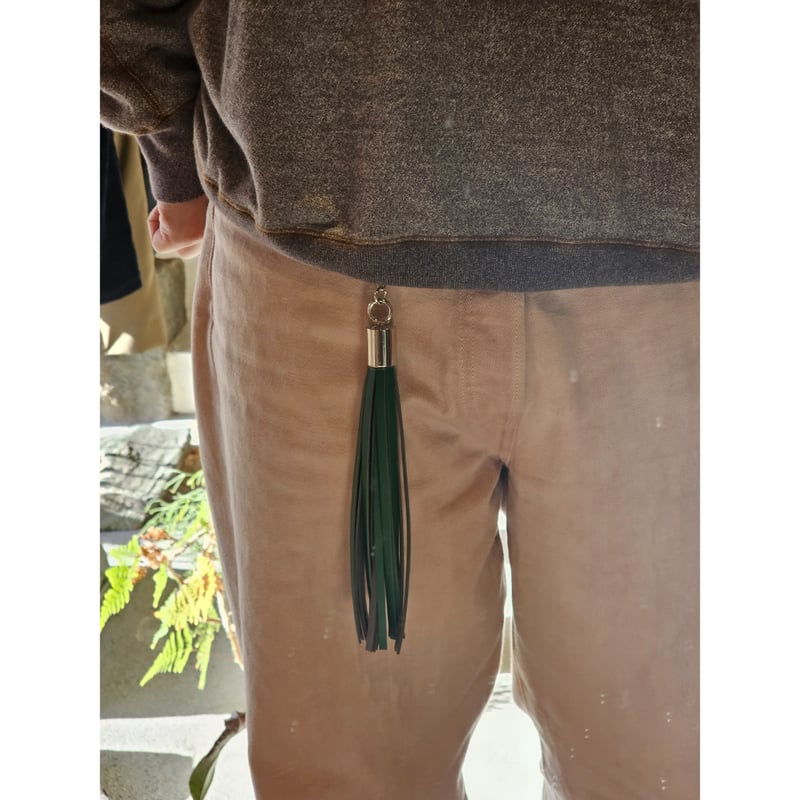 Rich I / ATTACHMENT[LEATER FRINGE CHARM] *GREEN