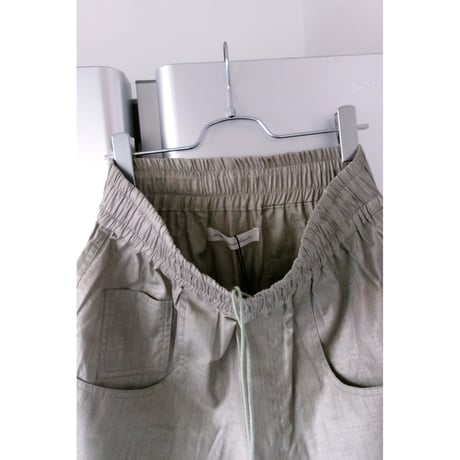 ABELIA EDWARD GOUCHA / SHIFTED SHORTS *KHAKI