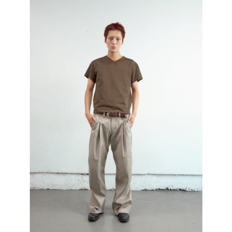 NVRFRGT / 2TUCKED TWISTED TROUSERS *BEIGE