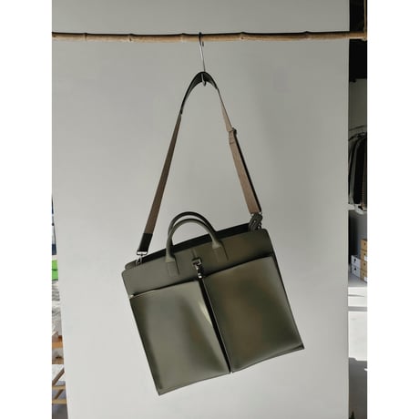 Rich I / RECTANGLE [LEATER HELMET BAG]
