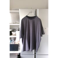 EVCON/ BORDER WIDE S/S T-SHIRT *CHARCOAL