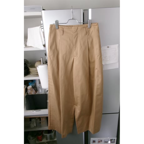 Rich I / Tuck Wide Trousers *BEIGE