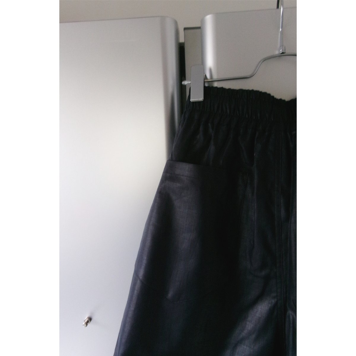 ABELIA EDWARD GOUCHA / SHIFTED SHORTS *NAVY | A