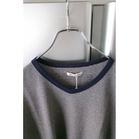 UNIVERSAL PRODUCTS / V NECK L/S TSHIRTS *NAVY