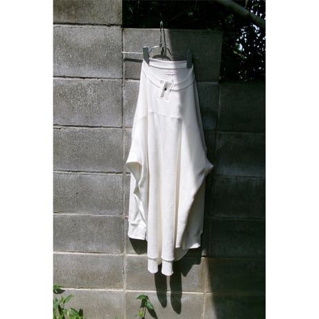 OLD FOLK HOUSE /Jewelry Thermal shirt *White