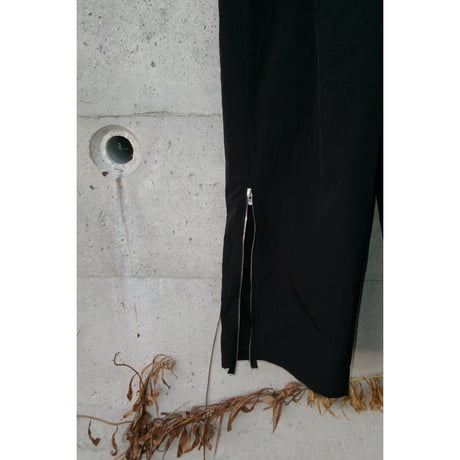 Blanc YM / Crispy Nylon Zip Up Pants *BLack