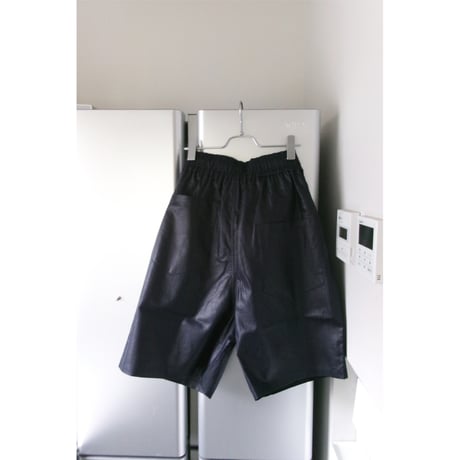 ABELIA EDWARD GOUCHA / SHIFTED SHORTS *NAVY
