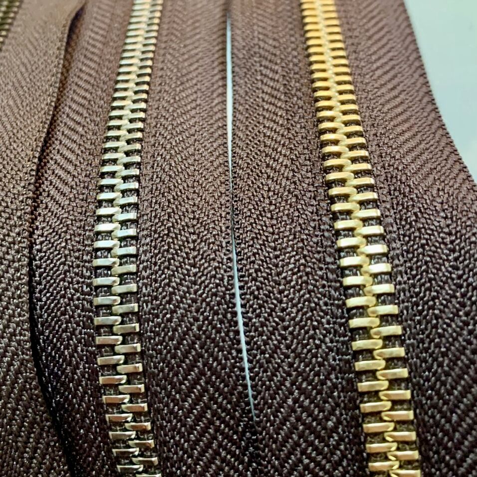 CCロゴエンボス レザーポーチ ピンク CCロゴエンボス レザーポーチ ピンク