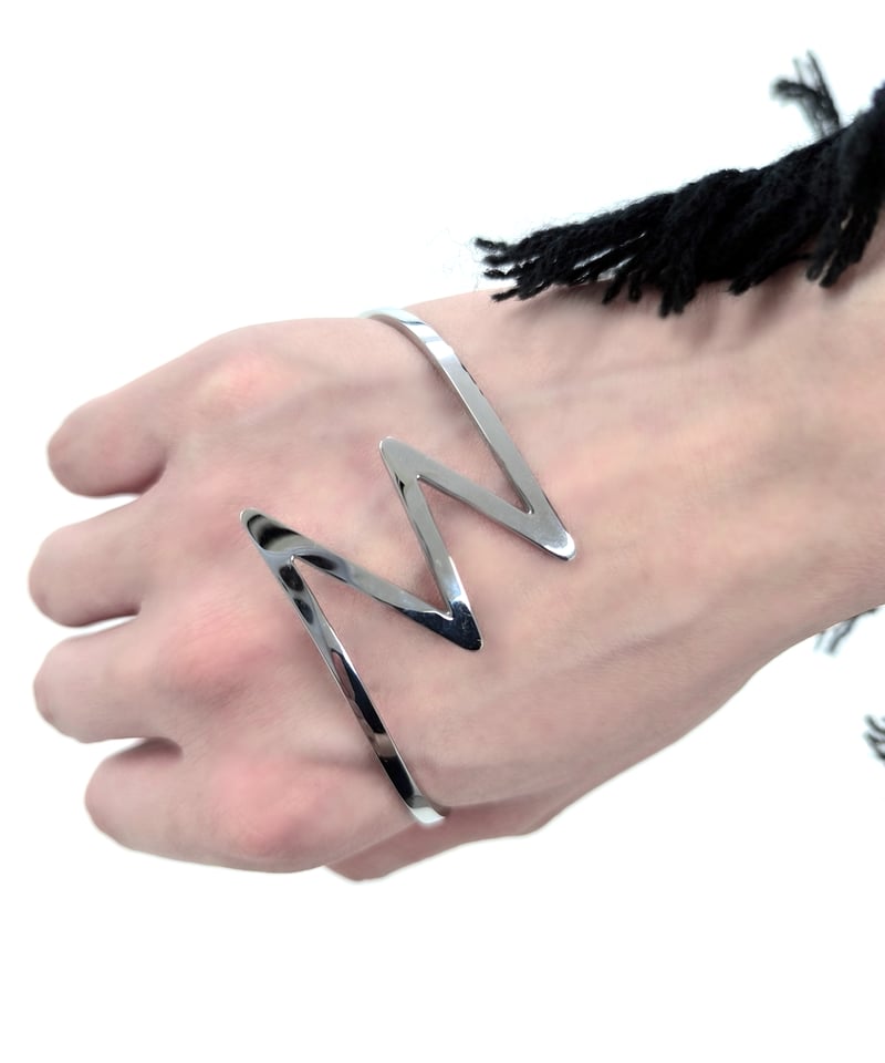 雷太プロデュース】Lightning Palm Cuff【Sparkle Closet本受注