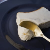 《国産ブルーチーズケーキ》