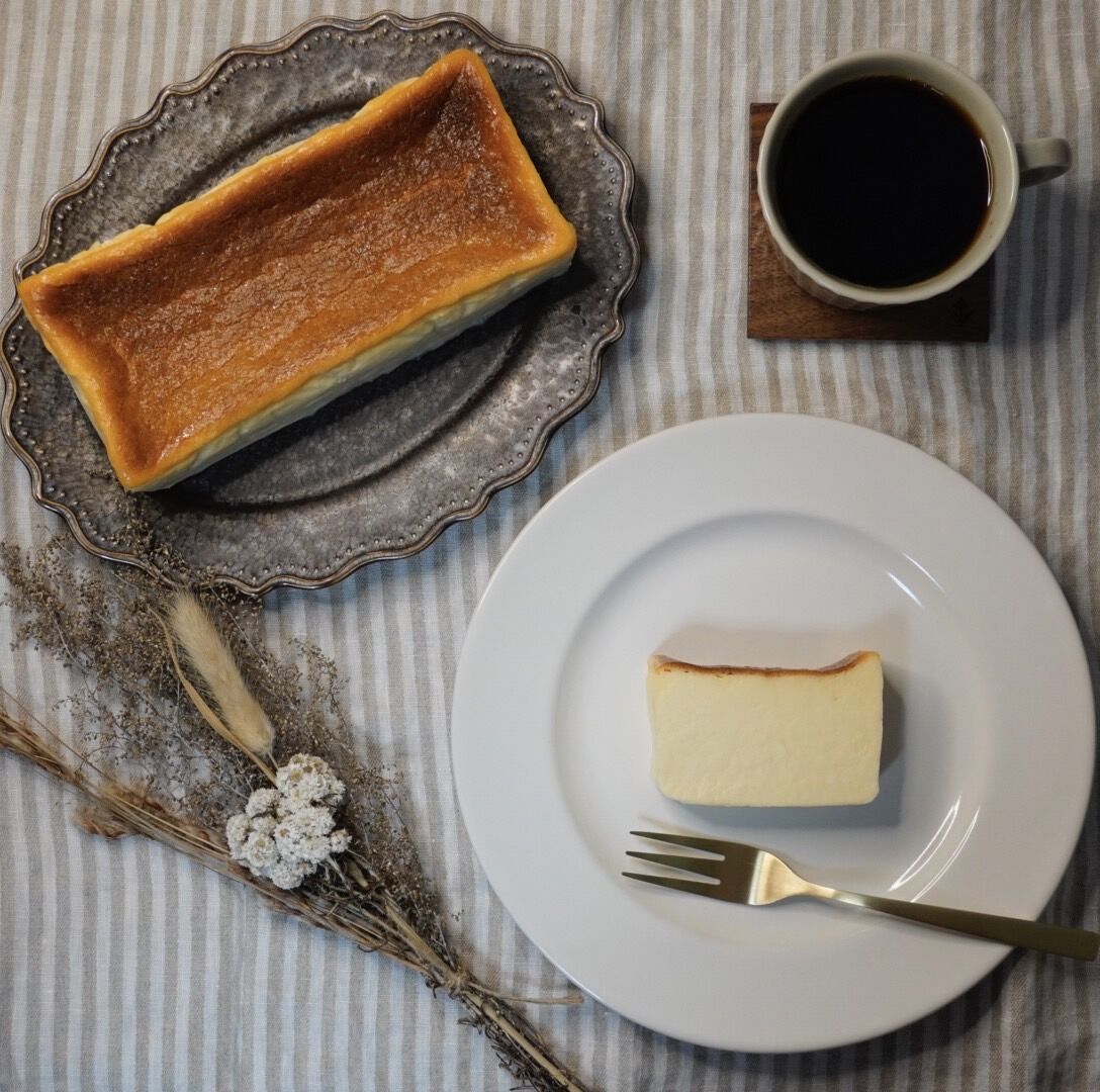 《国産カマンベールチーズケーキ》