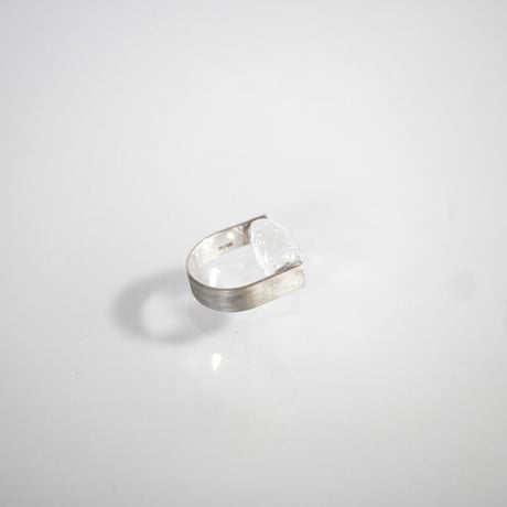 moment  U ring