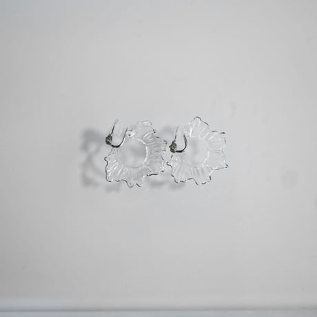 frill  mini  pierce  プラチナ彩