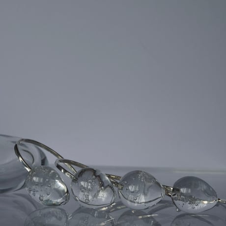 moment  drop bangle