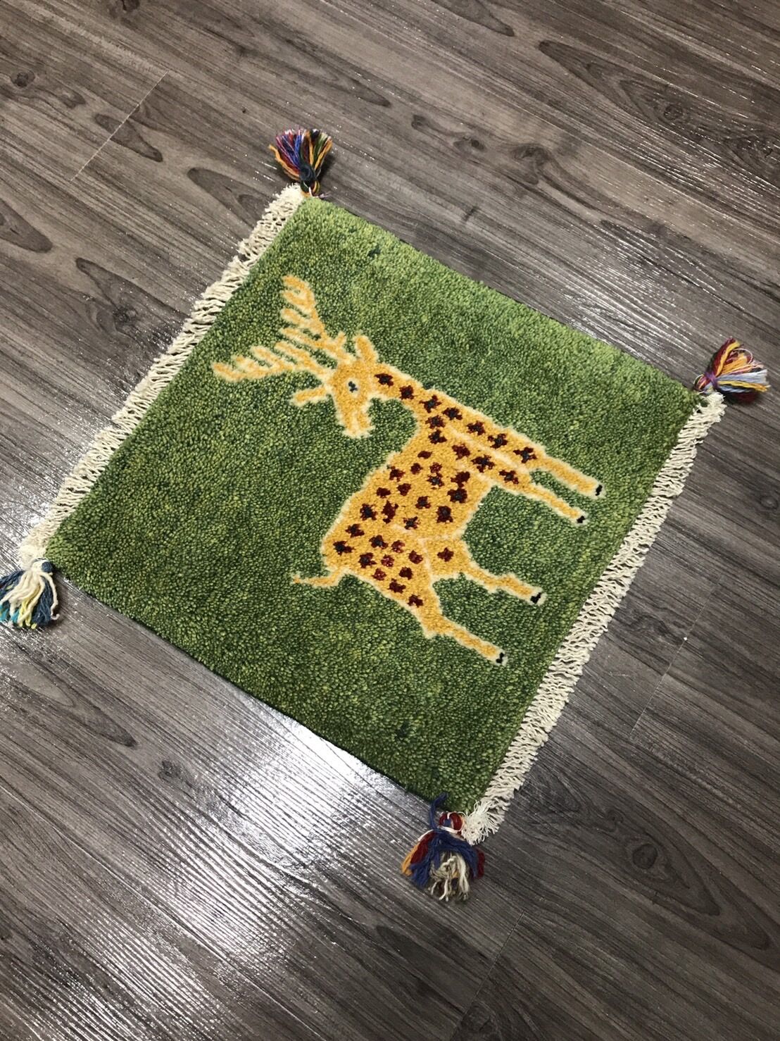 新品 ペルシャ絨毯 手織り ギャッベ 40×41cm 緑 鹿 | SASANIAN 新品 ペルシャ絨毯 手織り ギャッベ 40×41cm 緑 鹿 | SASANIAN