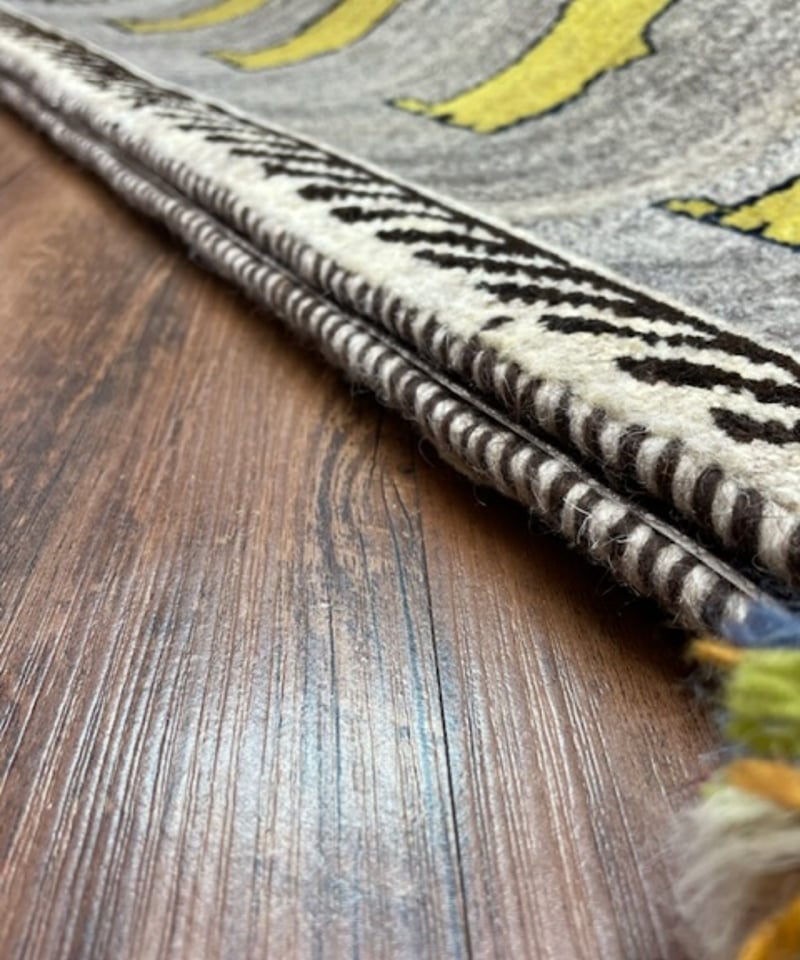ペルシャ絨毯　ギャッベ　イエロー　シラーズ ペルシャ絨毯シラーズ産ギャッベ毛100％ 60×94cm商品番号89857
