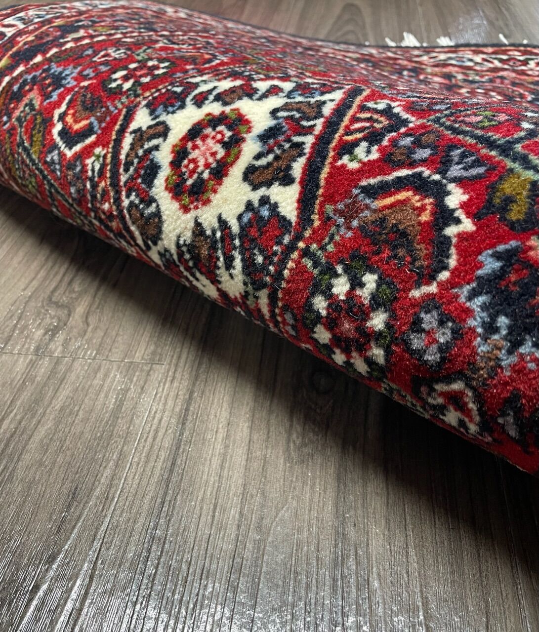 新品 ペルシャ絨毯 手織り ザンジャン産 マヒ柄 74×53cm 茜色