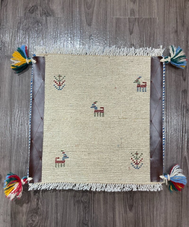 新品 ペルシャ絨毯 手織り ギャッベ 40×41cm ナチュラル 山羊 生命の木 