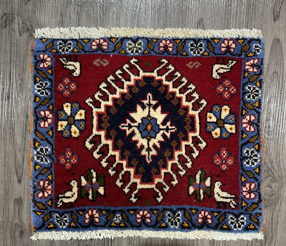 ペルシャ絨毯手織りヤラメ産 80x130cm