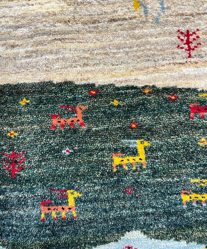 新品 ペルシャ絨毯 手織り リズ ギャッベ 122×85cm 風景 ザクロ